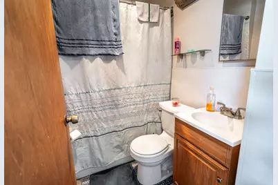 2953 S Kinnickinnic Ave, Milwaukee, WI 53207 - Photo 14