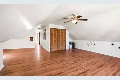 2953 S Kinnickinnic Ave, Milwaukee, WI 53207 - Photo 18