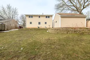 219 Willow Ct, Hartland, WI 53029 - Photo 28