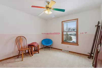 10719 W Calumet Rd, Milwaukee, WI 53224 - Photo 10