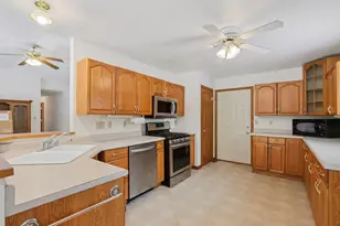 10719 W Calumet Rd, Milwaukee, WI 53224 - Photo 4