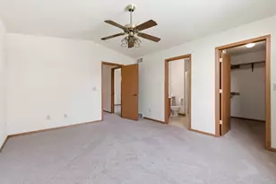 496 Glacier Pass, Slinger, WI 53086 - Photo 12