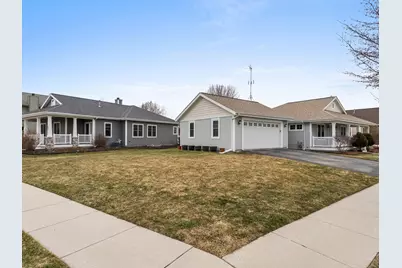 468  Pickett St, Plymouth, WI 53073 - Photo 30