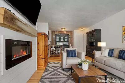 118  Evelyn Ln #H, Lake Geneva, WI 53147 - Photo 2