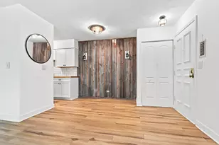 118 Evelyn Ln, Lake Geneva, WI 53147 - Photo 2