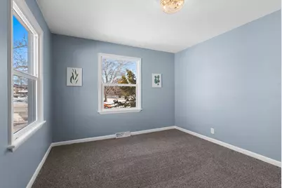 1316 N 8th St, Manitowoc, WI 54220 - Photo 20