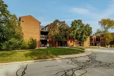 5200 S Tuckaway Blvd #111, Greenfield, WI 53221 - Photo 2