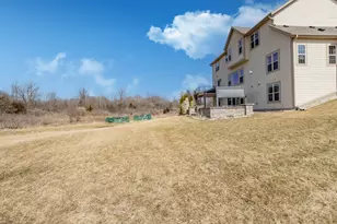 N88W18648 Duke St, Menomonee Falls, WI 53051 - Photo 54