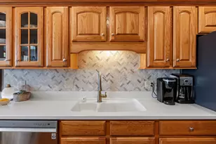 1668 Iroquois Ave, Grafton, WI 53024 - Photo 12