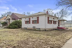 2101 W Fairmount Ave, Milwaukee, WI 53209 - Photo 22