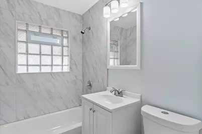 2101 W Fairmount Ave, Milwaukee, WI 53209 - Photo 10