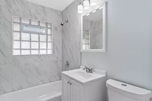 2101 W Fairmount Ave, Milwaukee, WI 53209 - Photo 10