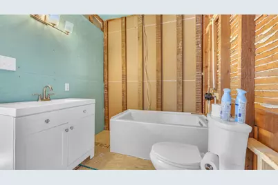 3247  Main Ave, Sheboygan, WI 53083 - Photo 10