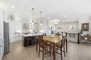 S70W15775 Sandalwood Dr, Muskego, WI 53150 - Photo 4