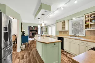 1103 W Montclaire Ave, Glendale, WI 53217 - Photo 10