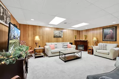 1103 W Montclaire Ave, Glendale, WI 53217 - Photo 28