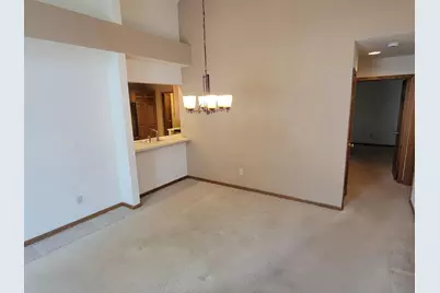 1925  Springbrook N - #D, Waukesha, WI 53186 - Photo 8