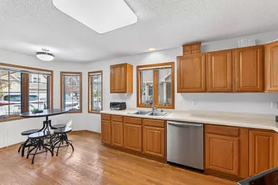 N21W24327  Cumberland Dr #36K, Pewaukee, WI 53072 - Photo 8