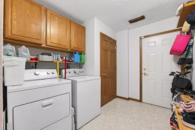 N21W24327  Cumberland Dr #36K, Pewaukee, WI 53072 - Photo 30