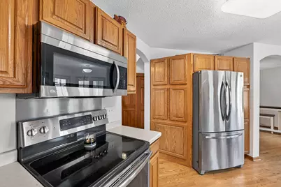 N21W24327  Cumberland Dr #36K, Pewaukee, WI 53072 - Photo 8