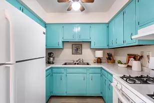 3429 S Pine Ave, Milwaukee, WI 53207 - Photo 10