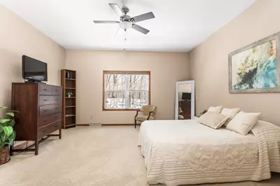 762  Valley Forge Dr, Slinger, WI 53086 - Photo 16