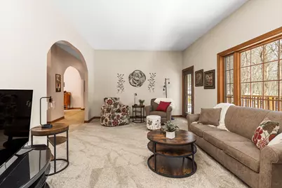 762  Valley Forge Dr, Slinger, WI 53086 - Photo 12