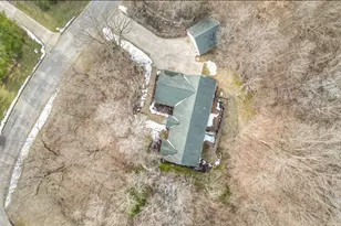 762 Valley Forge Dr, Slinger, WI 53086 - Photo 40