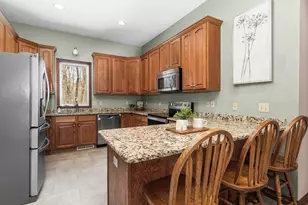 762 Valley Forge Dr, Slinger, WI 53086 - Photo 4