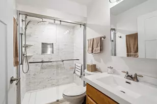 8179 S Forest Hills Circle, Franklin, WI 53132 - Photo 20