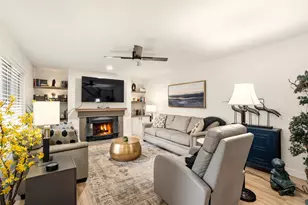 8179 S Forest Hills Circle, Franklin, WI 53132 - Photo 2