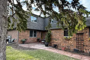 8179 S Forest Hills Circle, Franklin, WI 53132 - Photo 30