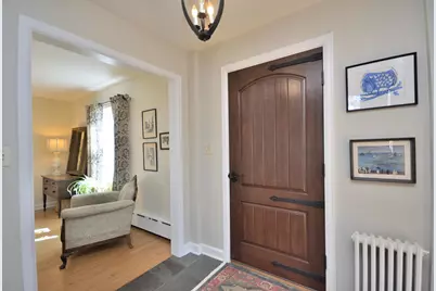 306  Highland Ave, Hartford, WI 53027 - Photo 2