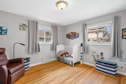 714 W Montclaire Ave, Glendale, WI 53217 - Photo 16