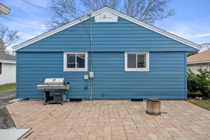 714 W Montclaire Ave, Glendale, WI 53217 - Photo 26