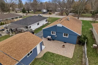 714 W Montclaire Ave, Glendale, WI 53217 - Photo 28