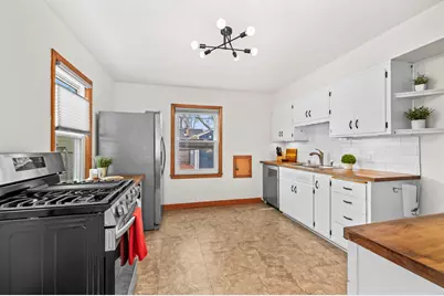 2853 N 87th St, Milwaukee, WI 53222 - Photo 14