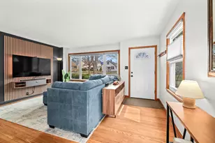 2853 N 87th St, Milwaukee, WI 53222 - Photo 8