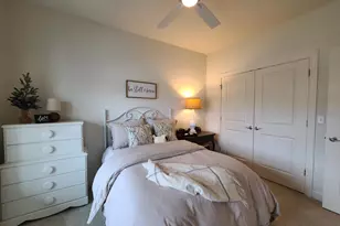 639 Cadence Cir, Lake Geneva, WI 53147 - Photo 4