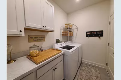 639  Cadence Cir, Lake Geneva, WI 53147 - Photo 6