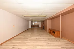 11920 W Arthur St, West Allis, WI 53227 - Photo 32