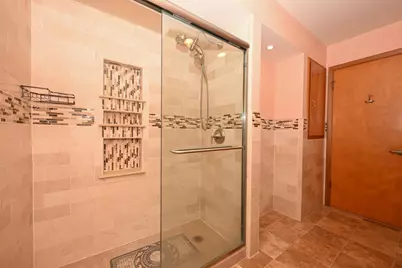 11920 W Arthur St, West Allis, WI 53227 - Photo 24