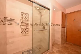 11920 W Arthur St, West Allis, WI 53227 - Photo 24