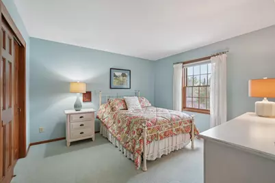 312 W Lilac Ln, Grafton, WI 53024 - Photo 16