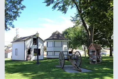 127 S Lake St, Hustisford, WI 53034 - Photo 36