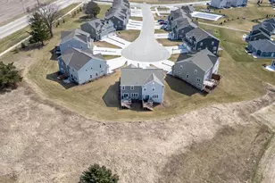 N67W25382 Breckenridge Ct, Sussex, WI 53089 - Photo 28