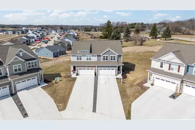 N67W25382  Breckenridge Ct, Sussex, WI 53089 - Photo 24