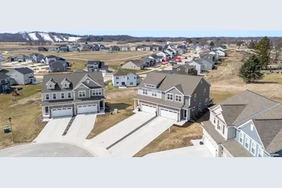 N67W25382  Breckenridge Ct, Sussex, WI 53089 - Photo 30