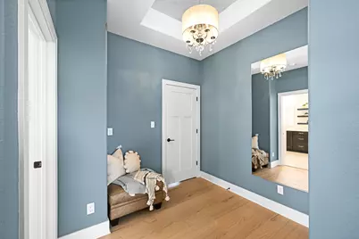 N65W15789  Fox Meadow Dr, Menomonee Falls, WI 53051 - Photo 18