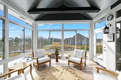 N65W15789  Fox Meadow Dr, Menomonee Falls, WI 53051 - Photo 14